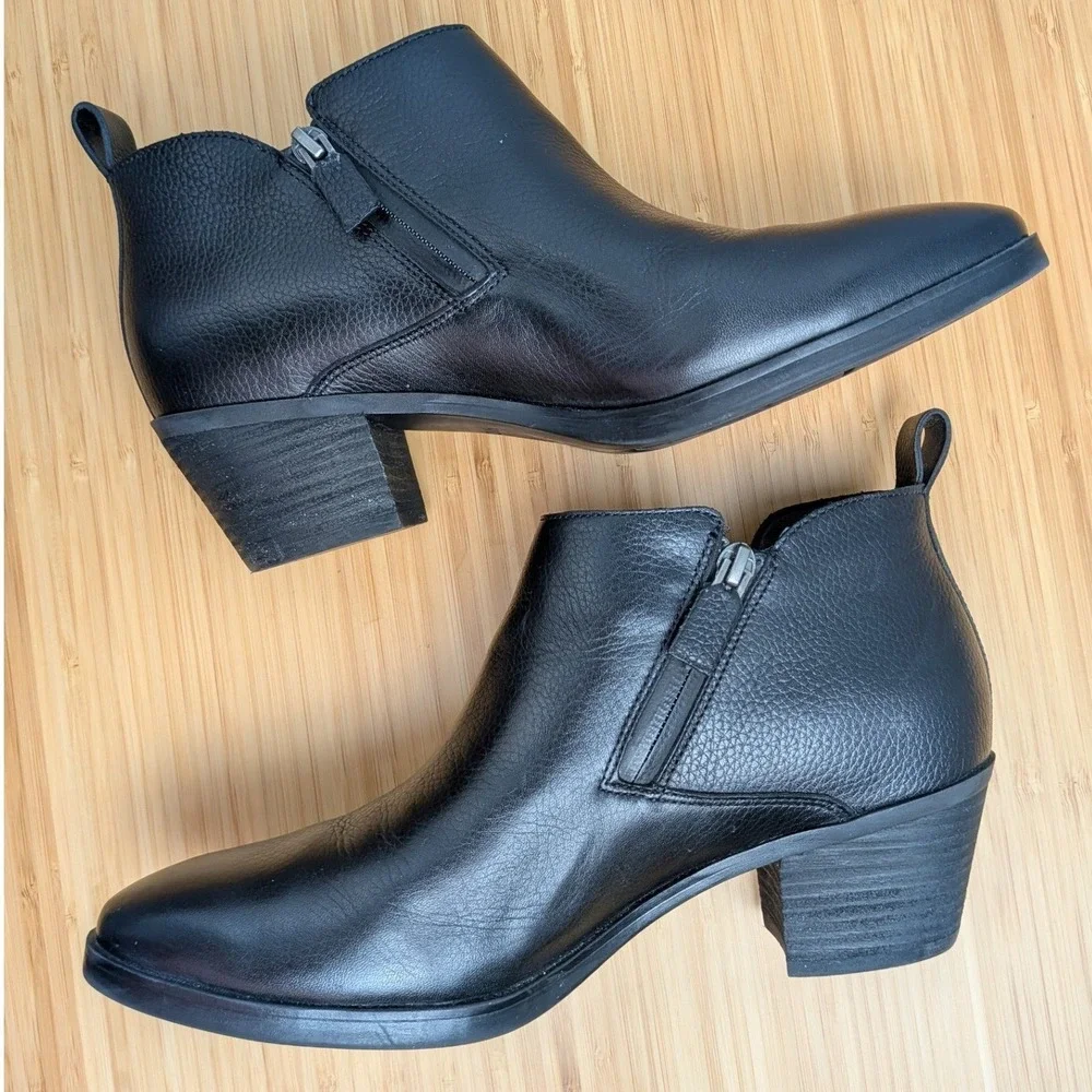 Vionic Boots Cecily Leather Upper Ankle Side Zip Block Heel Black Women Size 8.5